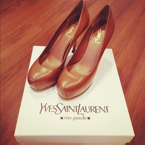 YSL Tribtoo Mid-heel in Cognac